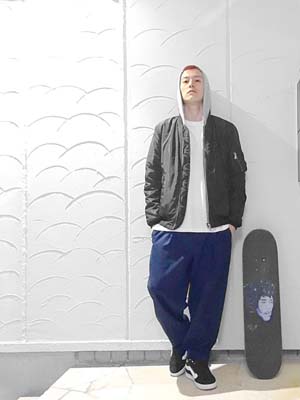 短髪ファッション04