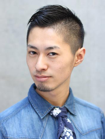 坊主頭に似合うひげ