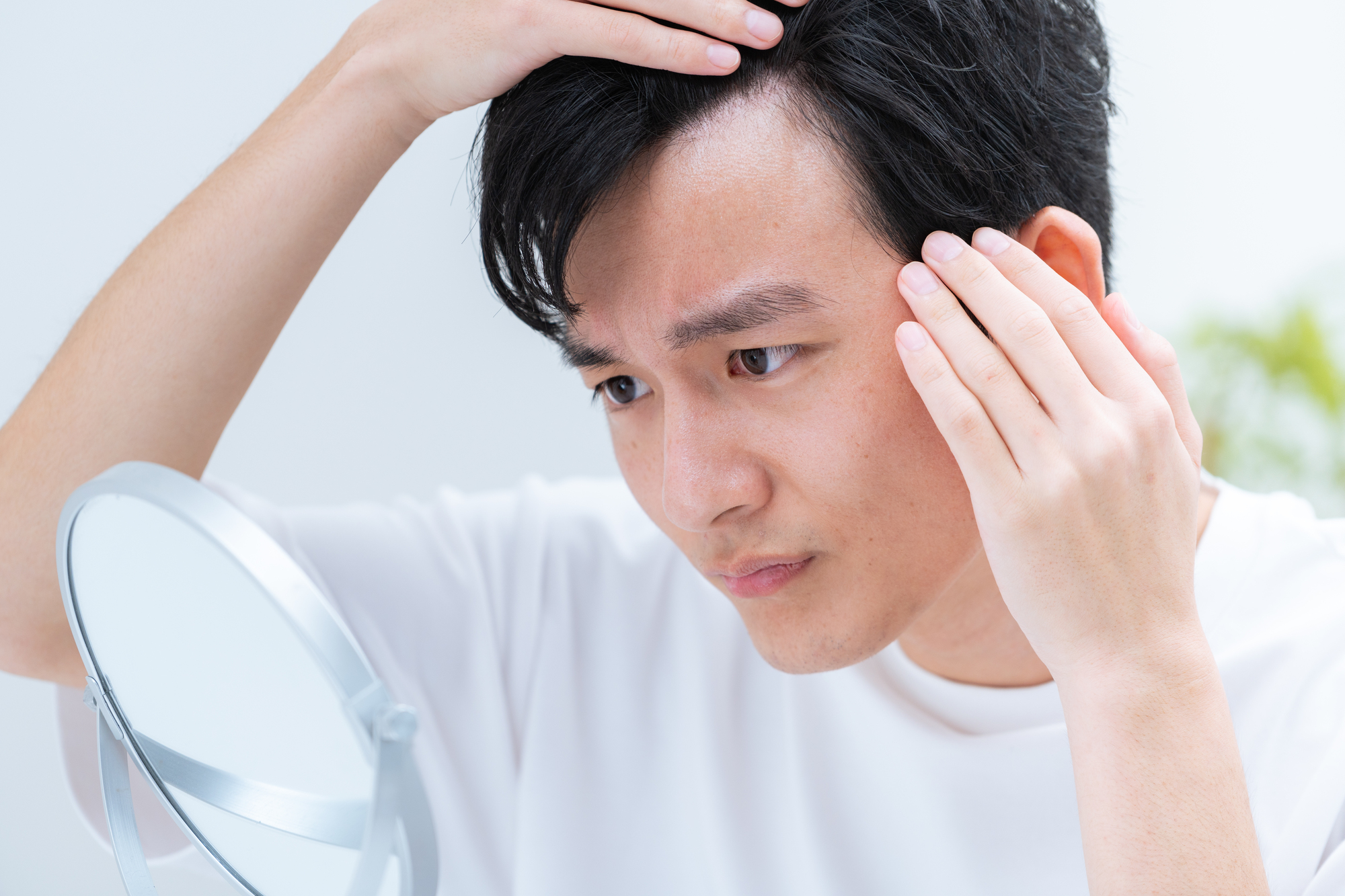薄毛が目立たない髪型とは？意識したいポイントとスタイリングのコツ